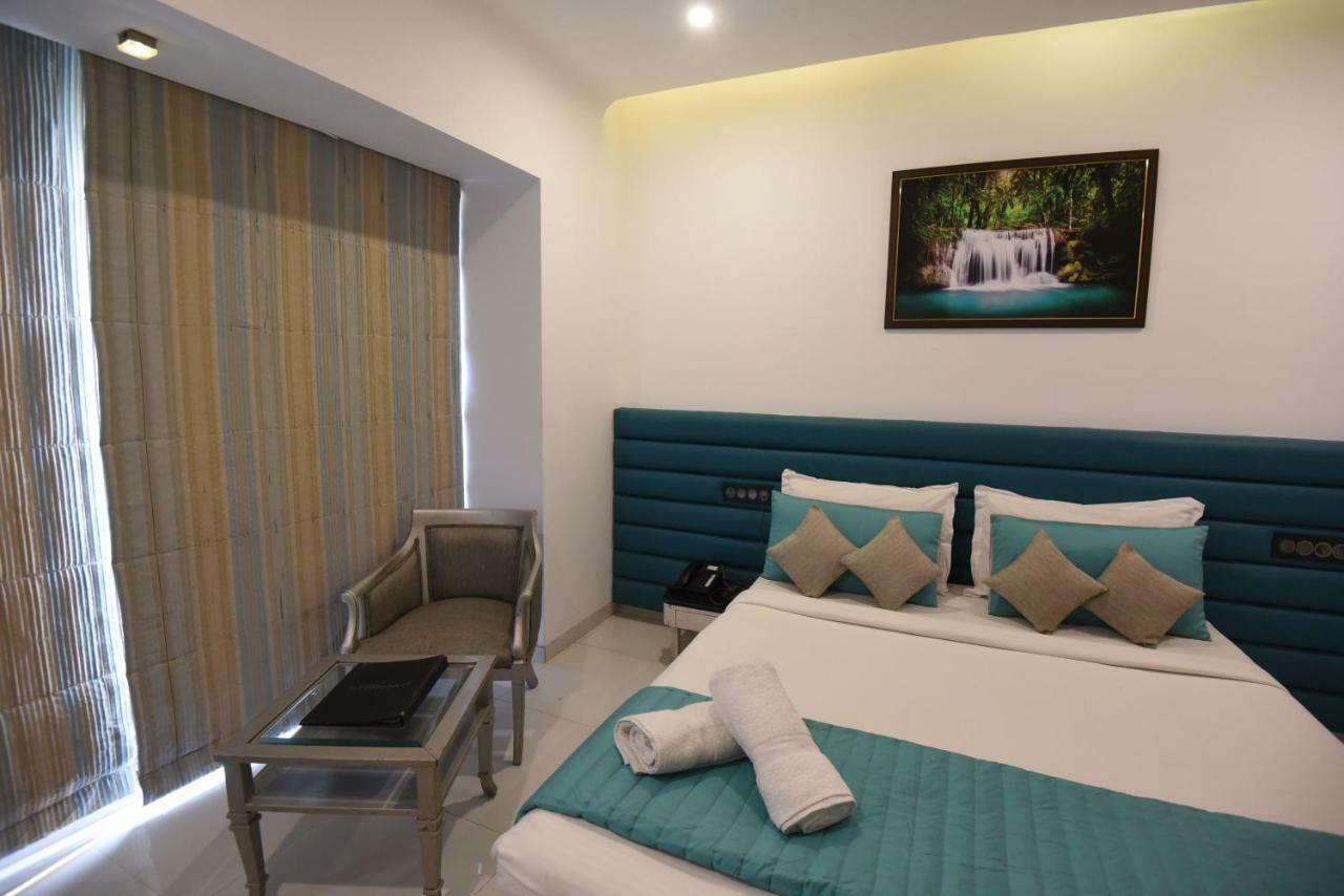 Vits Sharanam, Thane Esterno foto