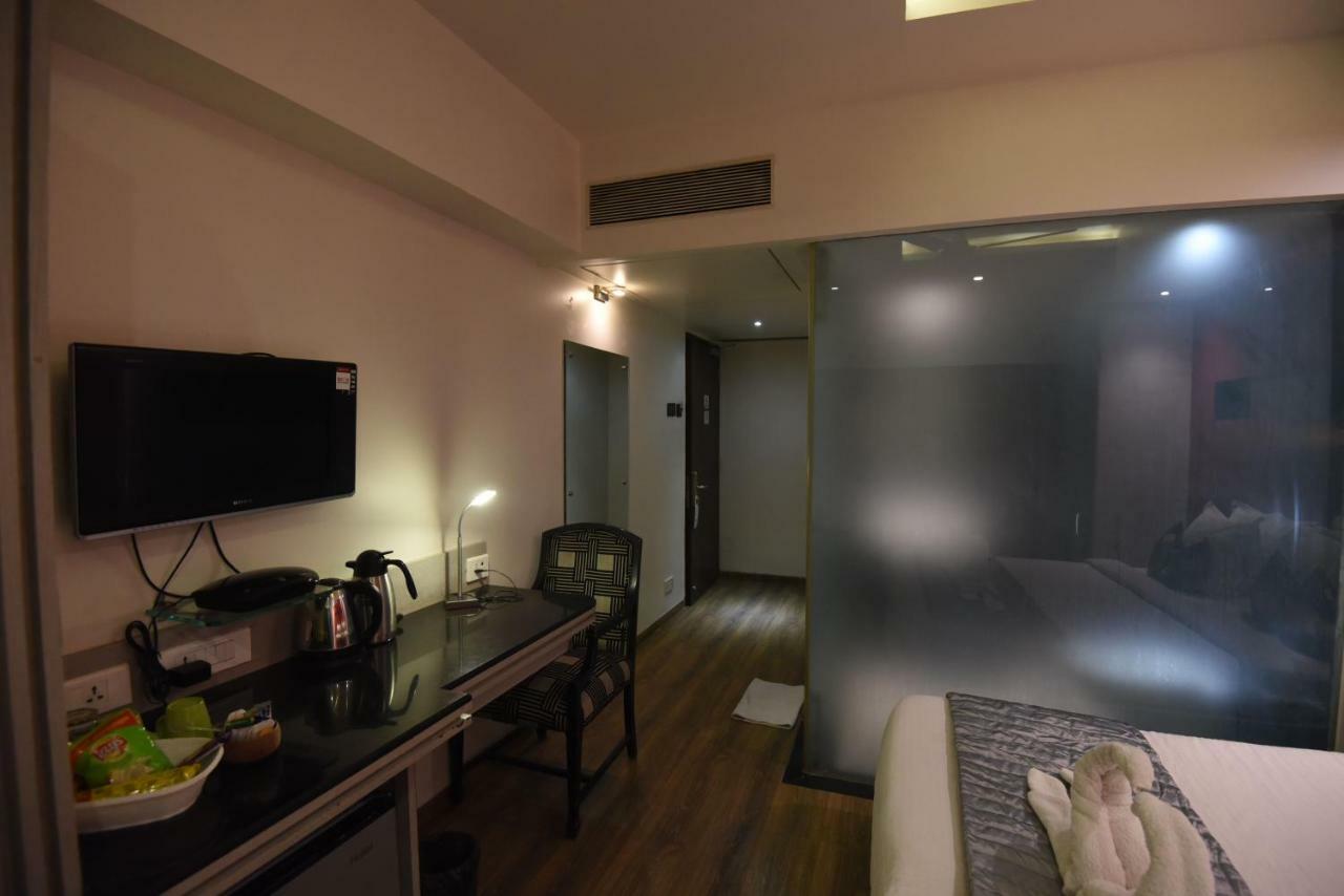 Vits Sharanam, Thane Esterno foto
